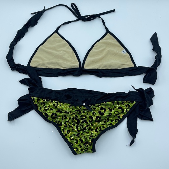 Bikini - Picture 6 of 6